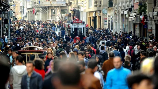 Bugünün gençleri yaşlanınca sefil olmamak için ne yapmalı?